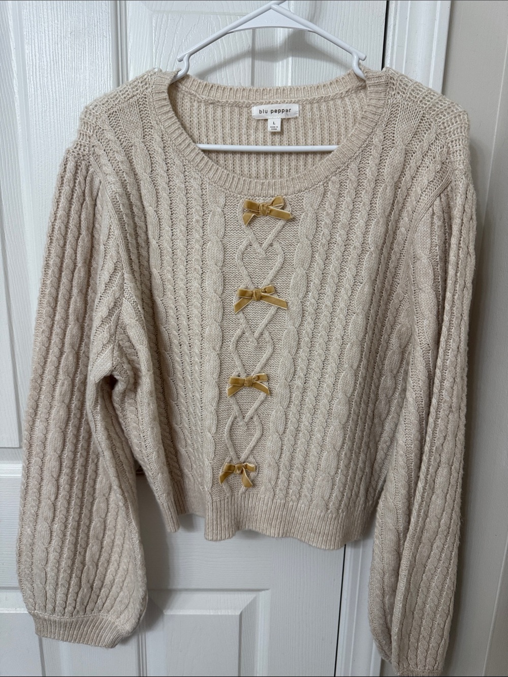 NWOT Blu Pepper Cream Cable Knit Sweater with Gold Bow Details